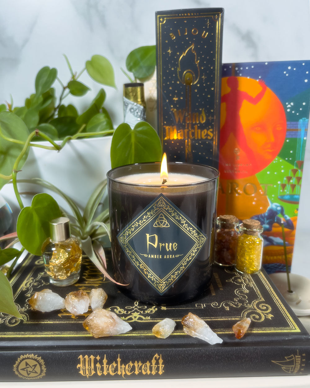 Prue • Amber Aura Candle